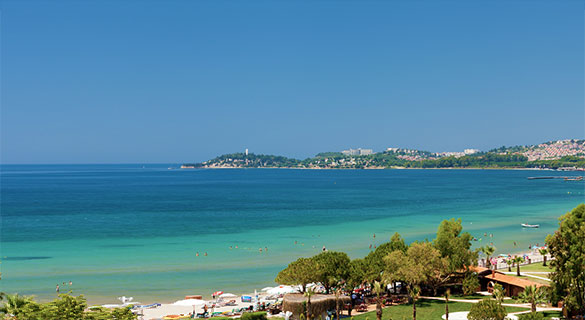 Why You Should Buy a Villa in Altinkum